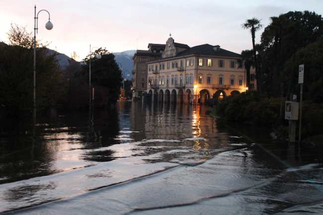 lago fuori nov 2014