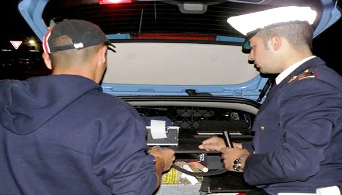Ubriaco al volante sul lungolago in una sera d’estate