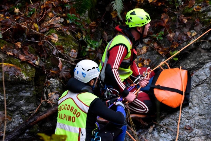 E' un peruviano di 39 anni l'escursionista morto in montagna