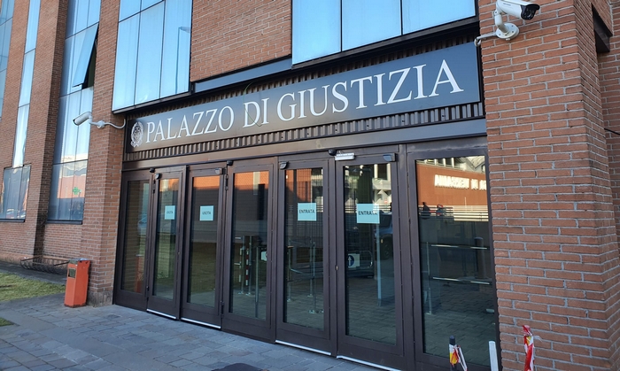 La cliente accusa l'architetto di aver firmato per lei: professionista assolto