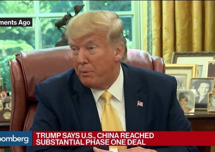Trump veste una camicia made in Lago Maggiore