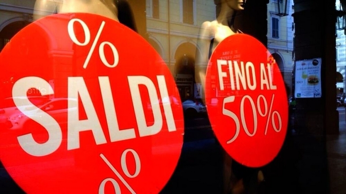 I saldi invernali al via il 5 gennaio