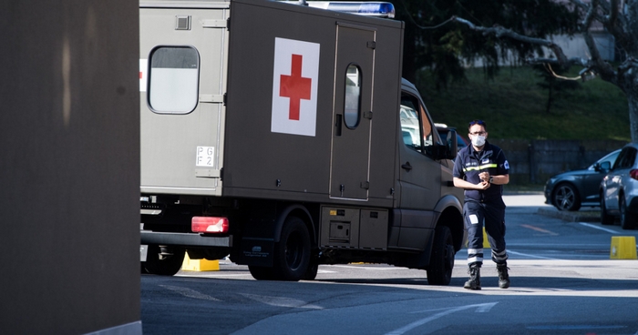 Covid-19, altri cinque morti in Ticino: 285 persone ricoverate, 50 in terapia intensiva
