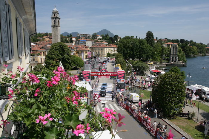 Il Giro parte da Verbania: strade chiuse dalle 11