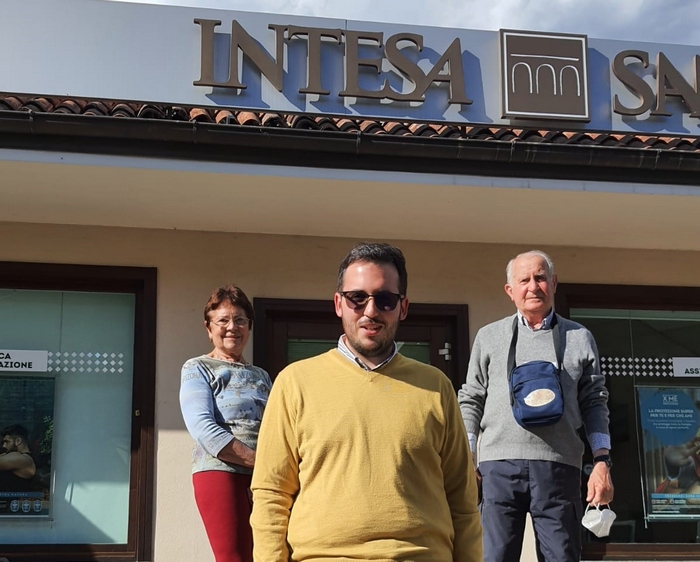 Intesa Sanpaolo conferma la chiusura della filiale di Trobaso. Venerdì l’ultimo giorno di apertura