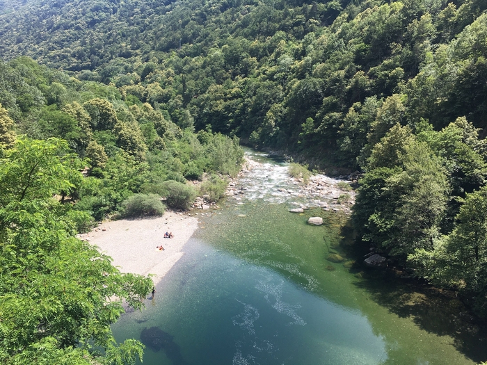 Revocati i divieti di balneazione sul Verbano