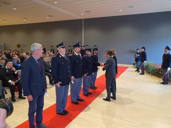 Indagini, soccorso e arresti: otto poliziotti premiati