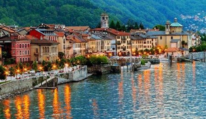 A palazzo Parasi  il libro  “Michele, il pilota e l’amico” con mostra targhe rallies