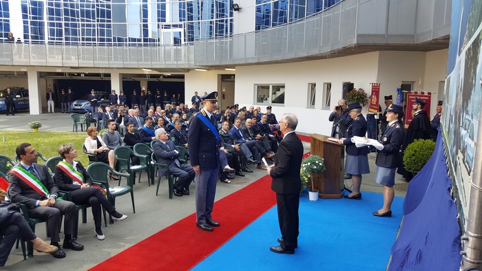 La polizia domani festeggia 166 anni