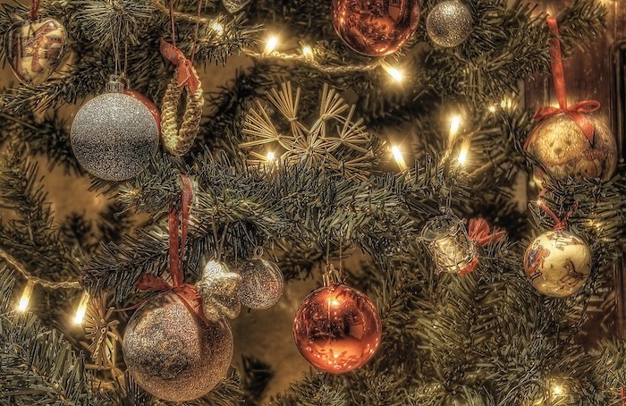Verbania: rubato l'albero di Natale della Pro loco 