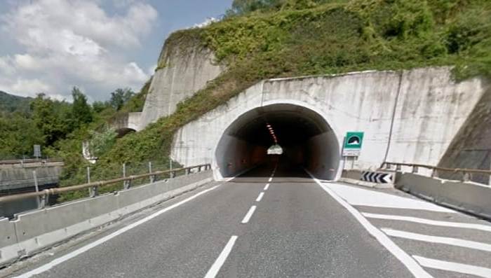 Lo svincolo di Meina dell’A26 chiuso per un giorno intero