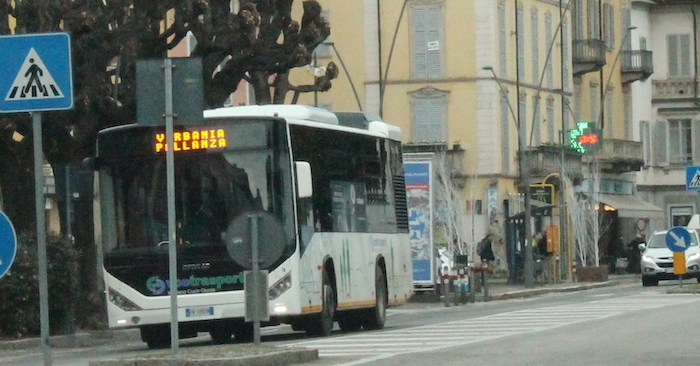 La Commissione Paesaggio boccia le pensiline "intelligenti" di Vco Trasporti 