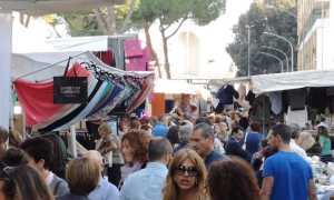 Gli Ambulanti di Forte dei Marmi a Roma