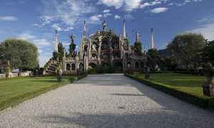 Isola Bella Teatro Massimo