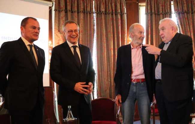 Michele Setaro Carlo Bonomi Umberto Locatelli past president mons. Franco Giulio Brambilla Rino Porini