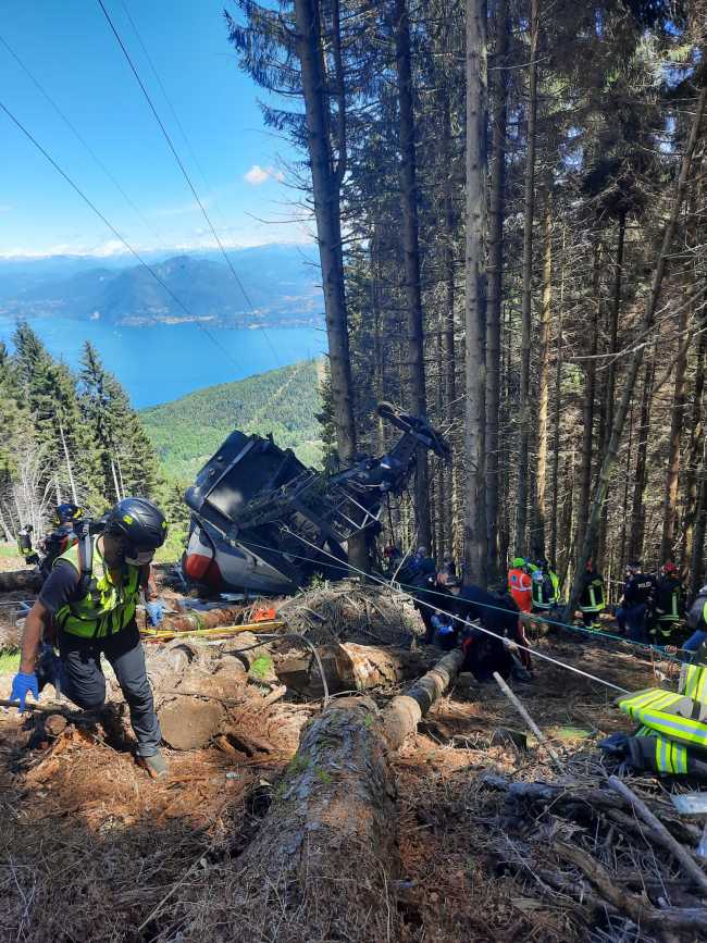 PHOTO 2021 05 23 14 52 00 3