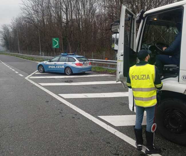 Polizia stradale controlli