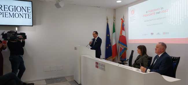 Presentazione dati turismo 2022 3