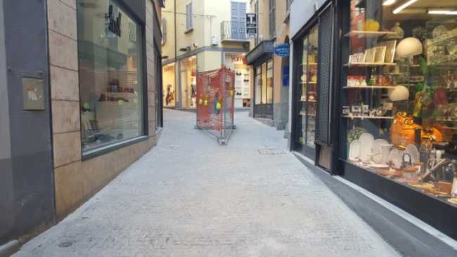 contrada fine lavori acqu