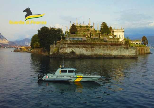 gdf lago maggiore barca