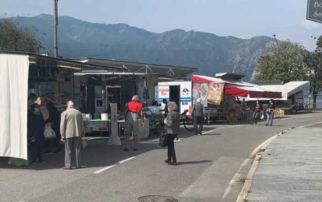 mercato pallanza riapre