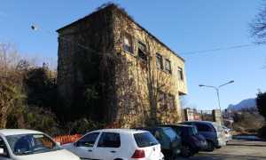 ospedale vecchio intra