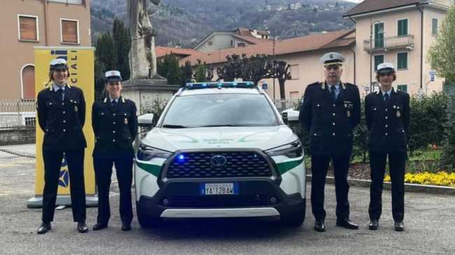 suv polizia locale stresa