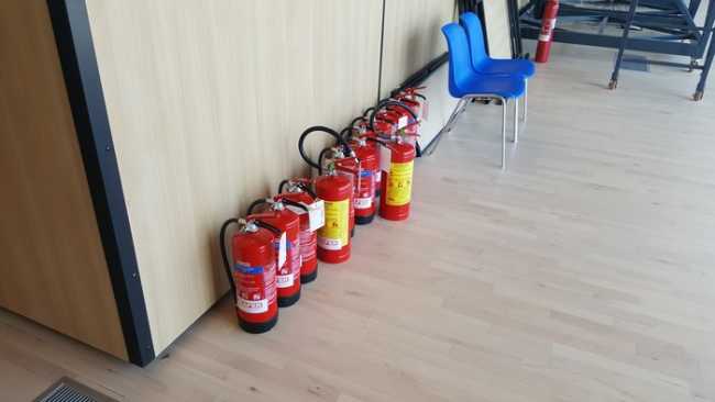 teatro estintori ago 17