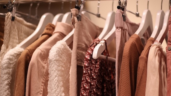 abbigliamento negozio 2