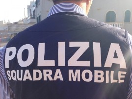 mobile polizia