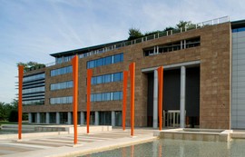 v banca sede montebelluna