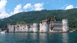 castelli cannero lago