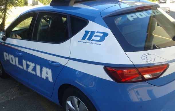 volante polizia 19