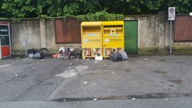 rifiuti via farinelli maggio 2015