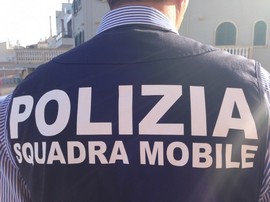 mobile polizia